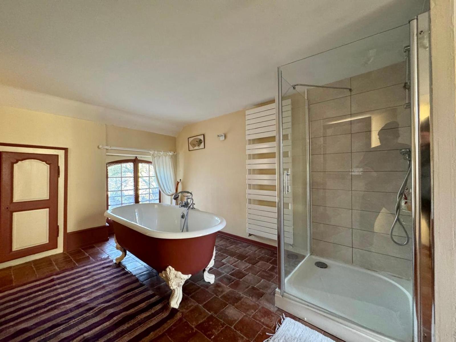 L'Escapade Place Voltaire Vermenton Zimmer foto
