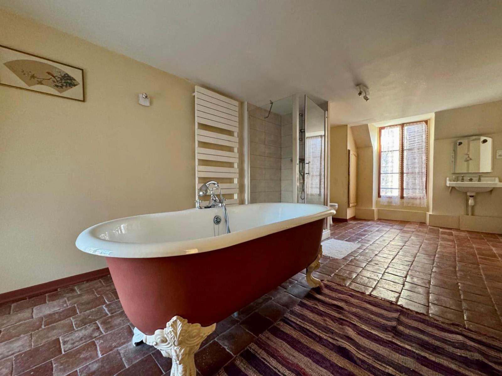 L'Escapade Place Voltaire Vermenton Zimmer foto
